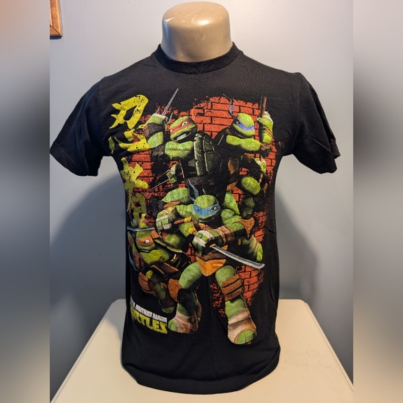 Teenage Mutant Ninja Turtles T-shirt. - Picture 4 of 4